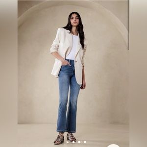 BNWT Banana Republic High rise Crop boot Jean size 33